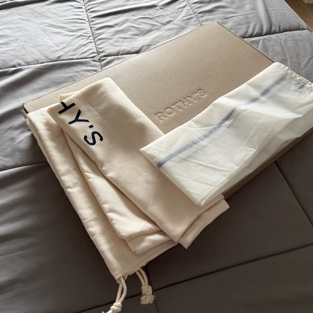 Rothy's mini check Tan and Cream weekender Bag - Picture 13 of 14